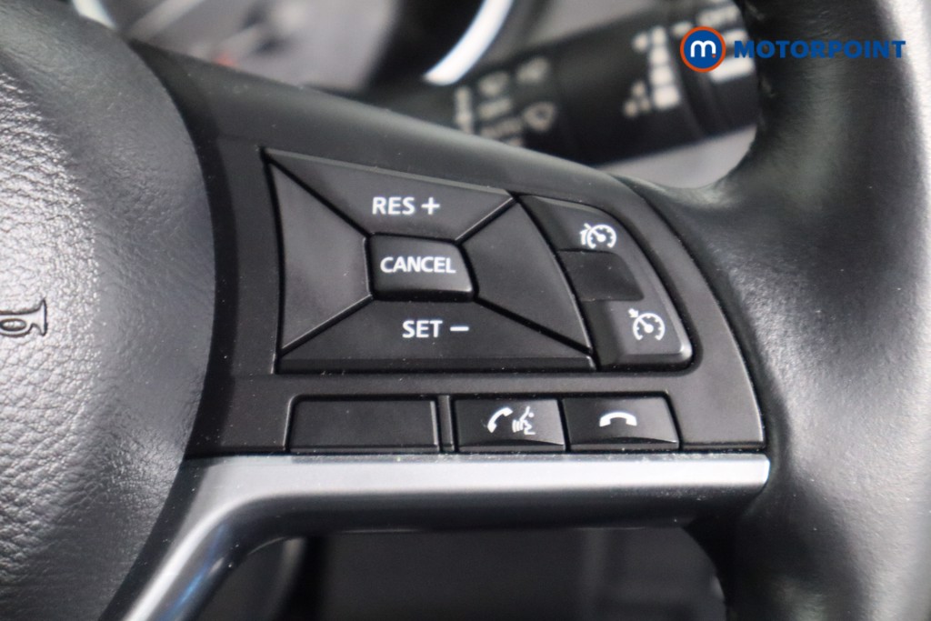 Nissan Qashqai N-Connecta Automatic Petrol SUV - Stock Number (1556991) - 8th supplementary image