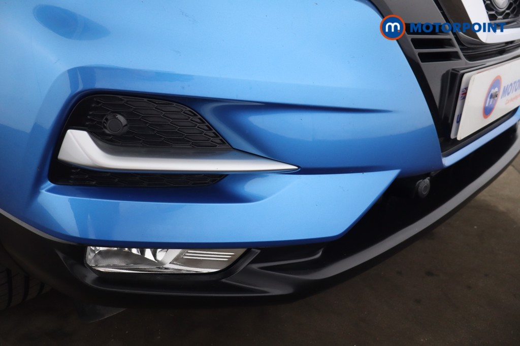 Nissan Qashqai N-Connecta Automatic Petrol SUV - Stock Number (1556991) - 22nd supplementary image