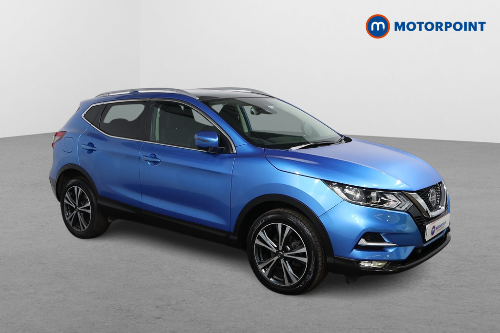 Nissan Qashqai N-Connecta Automatic Petrol SUV - Stock Number (1556991) - Drivers side front corner