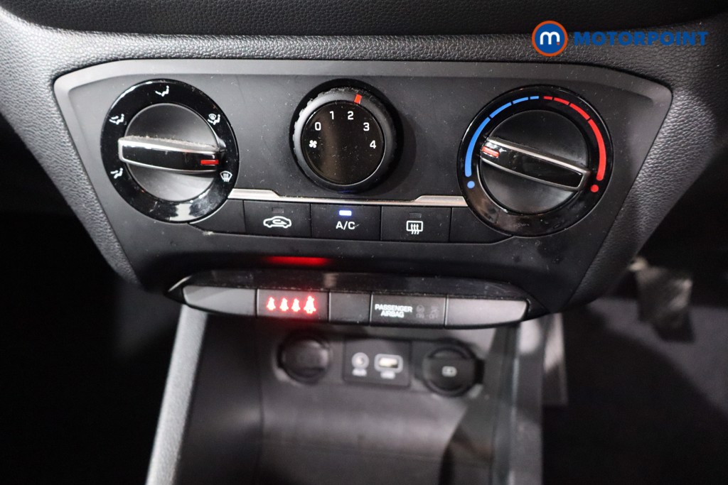 Hyundai I20 SE Manual Petrol Hatchback - Stock Number (1557100) - 16th supplementary image