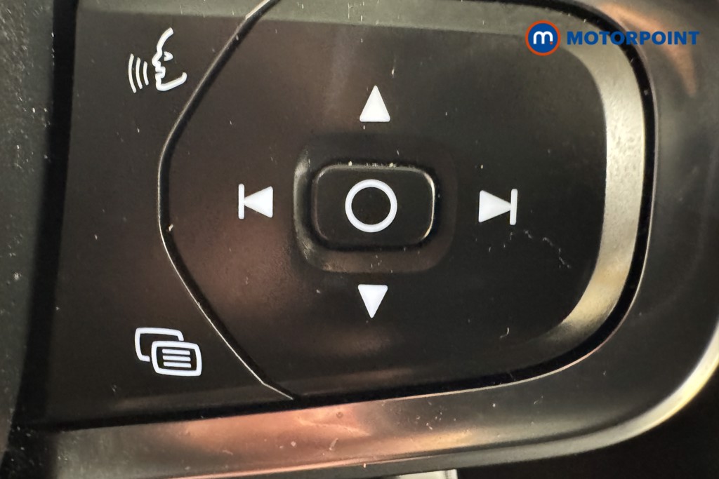 Volvo Xc40 R Design Pro Automatic Petrol Plug-In Hybrid SUV - Stock Number (1557141) - 14th supplementary image