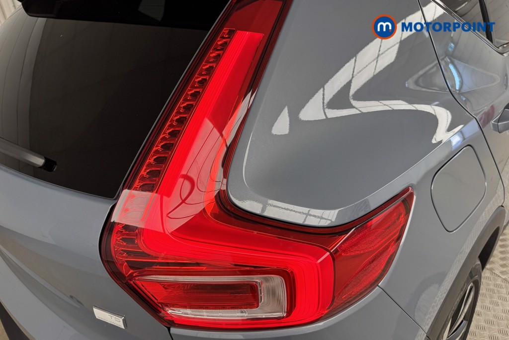 Volvo Xc40 R Design Pro Automatic Petrol Plug-In Hybrid SUV - Stock Number (1557141) - 19th supplementary image