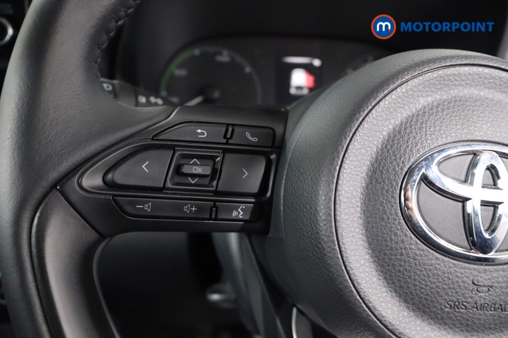 Toyota Yaris Icon Automatic Petrol-Electric Hybrid Hatchback - Stock Number (1557355) - 7th supplementary image