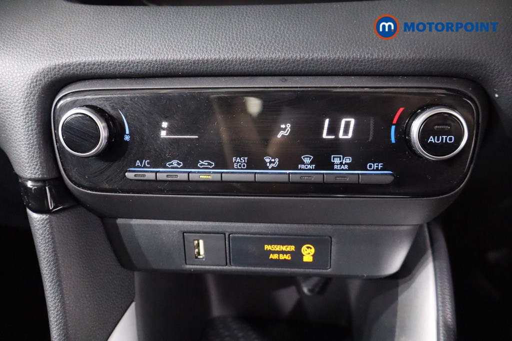 Toyota Yaris Icon Automatic Petrol-Electric Hybrid Hatchback - Stock Number (1557355) - 16th supplementary image