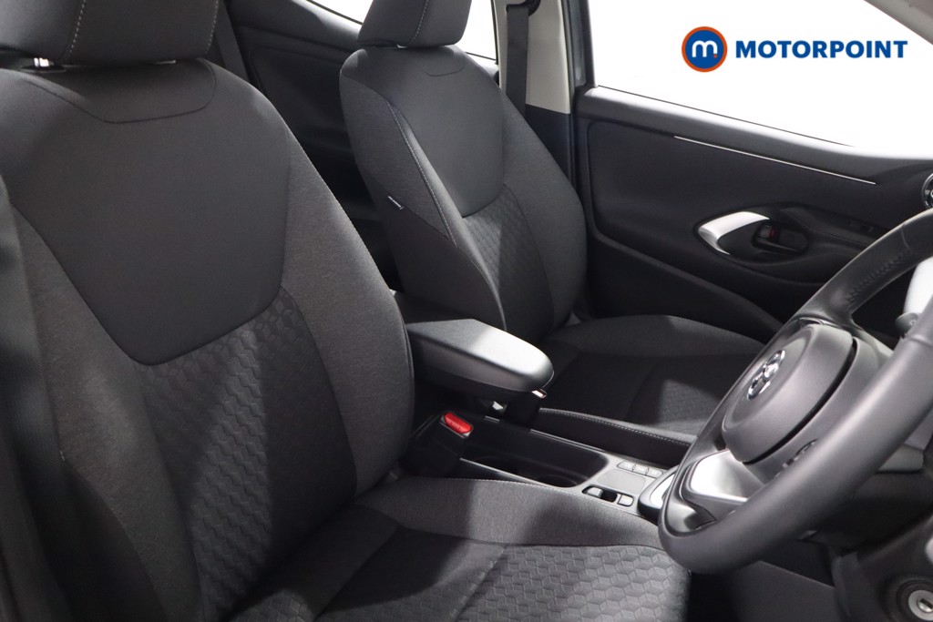 Toyota Yaris Icon Automatic Petrol-Electric Hybrid Hatchback - Stock Number (1557355) - 20th supplementary image