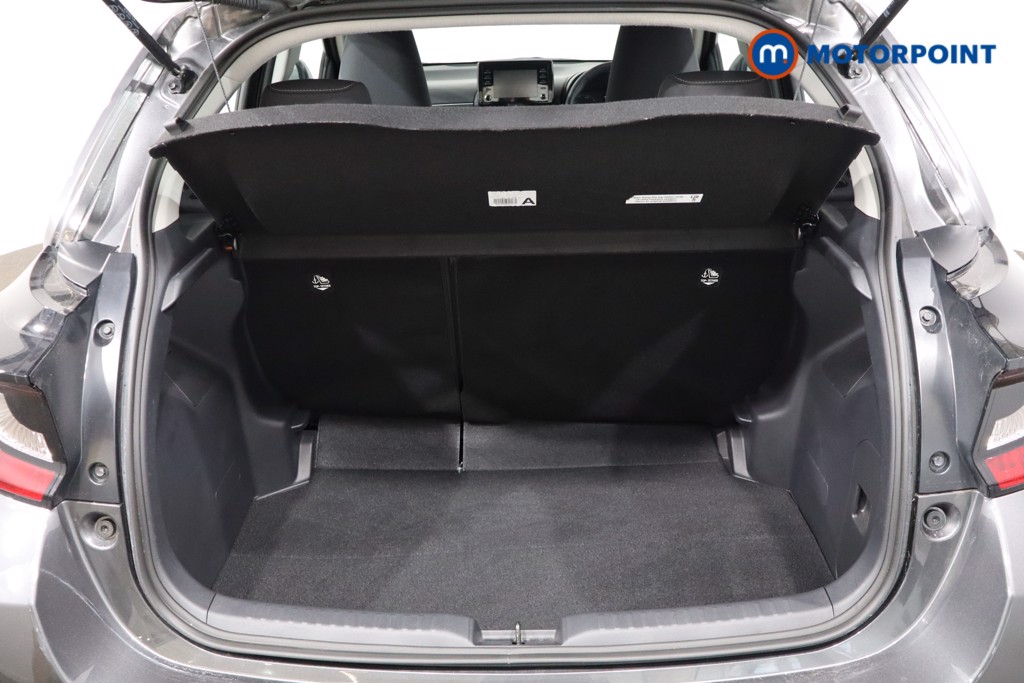 Toyota Yaris Icon Automatic Petrol-Electric Hybrid Hatchback - Stock Number (1557355) - 29th supplementary image