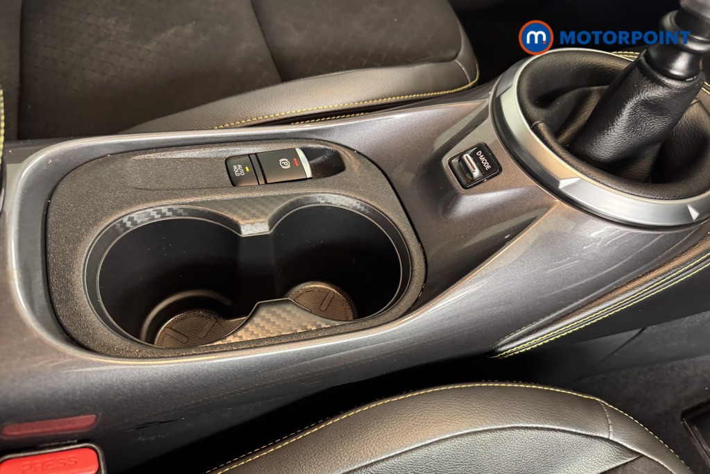 Nissan Juke Kiiro Manual Petrol SUV - Stock Number (1557462) - 10th supplementary image