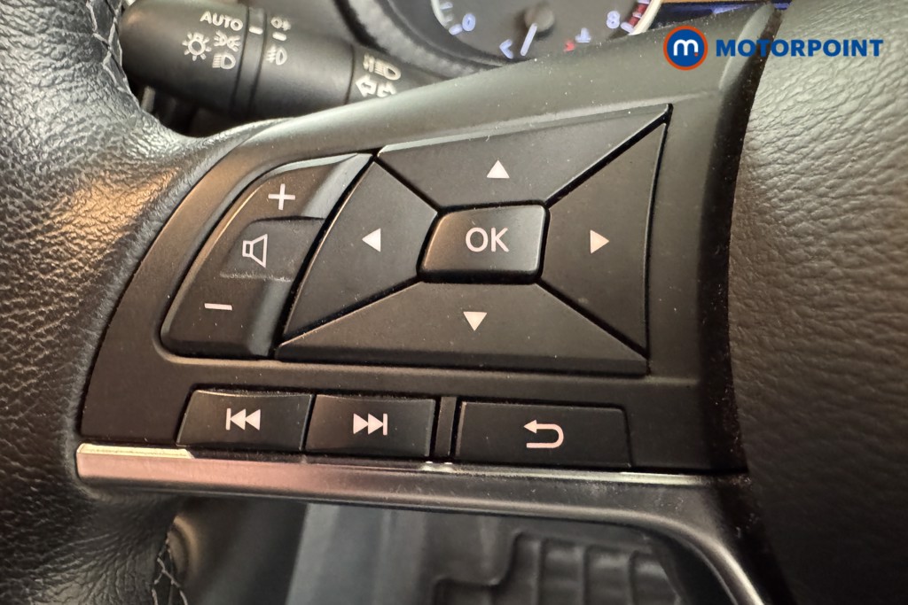 Nissan Juke Kiiro Manual Petrol SUV - Stock Number (1557462) - 13th supplementary image