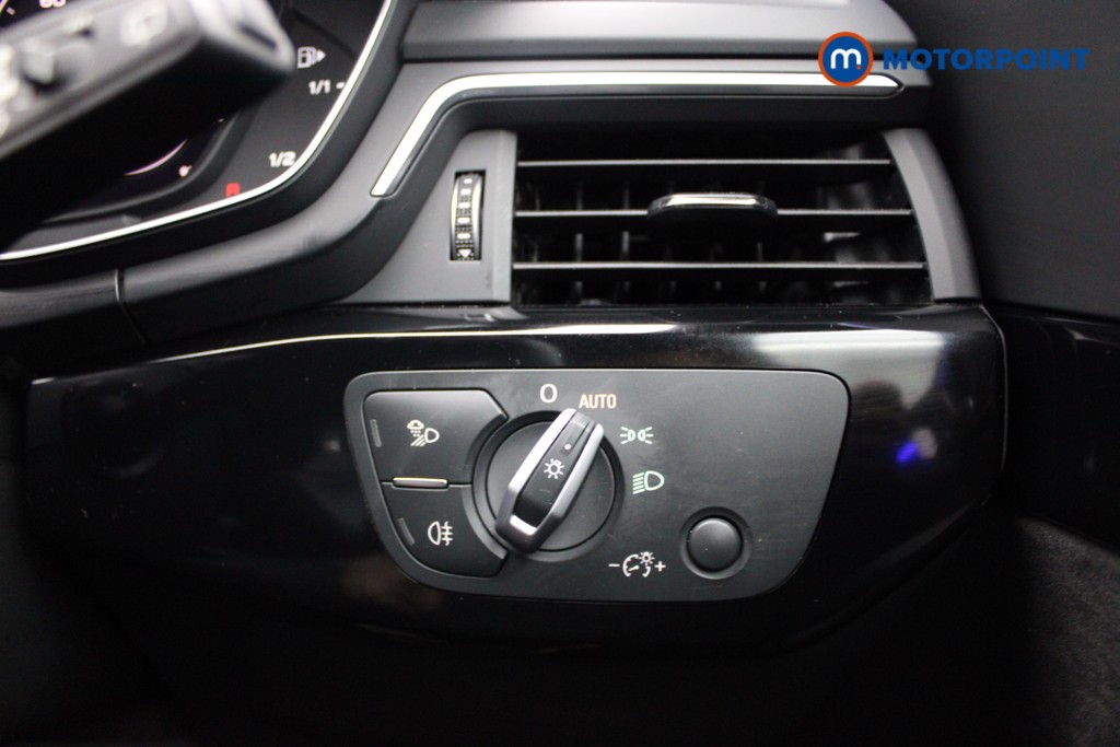 Audi A4 S Line Automatic Petrol Estate - Stock Number (1557529) - 15th supplementary image