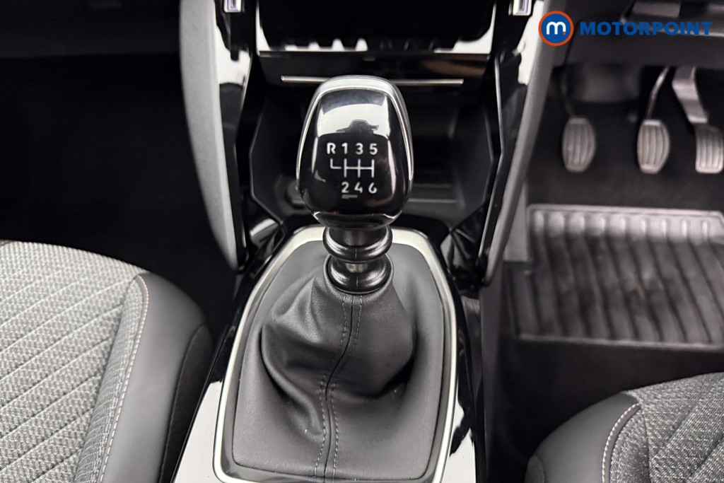 Peugeot 208 Allure Manual Petrol Hatchback - Stock Number (1557666) - 9th supplementary image