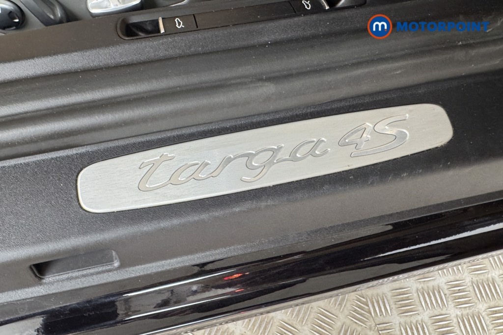 Porsche 911 S Automatic Petrol Coupe - Stock Number (1557874) - 17th supplementary image