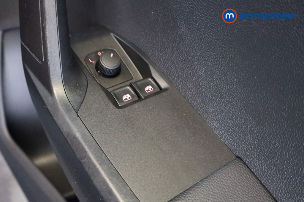 Seat Ibiza SE Manual Petrol Hatchback - Stock Number (1557911) - 8th supplementary image