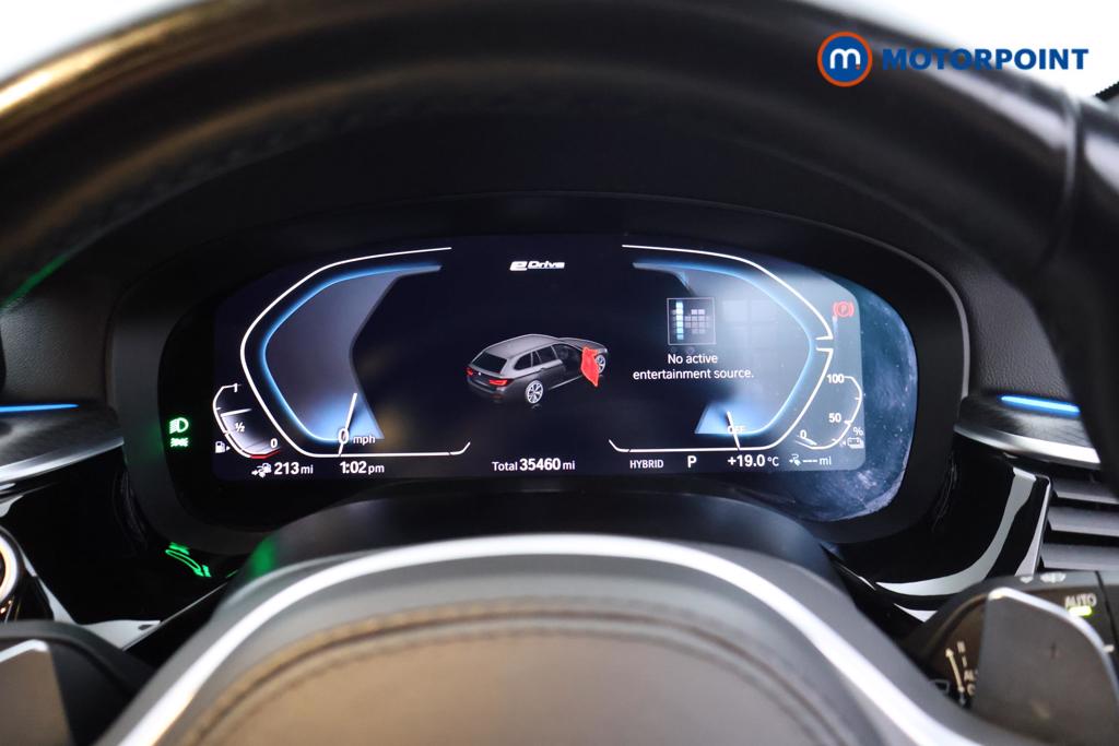 BMW 5 Series M Sport Automatic Petrol Plug-In Hybrid Estate - Stock Number (1557923) - 4th supplementary image