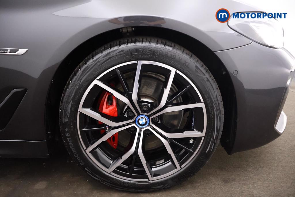 BMW 5 Series M Sport Automatic Petrol Plug-In Hybrid Estate - Stock Number (1557923) - 17th supplementary image