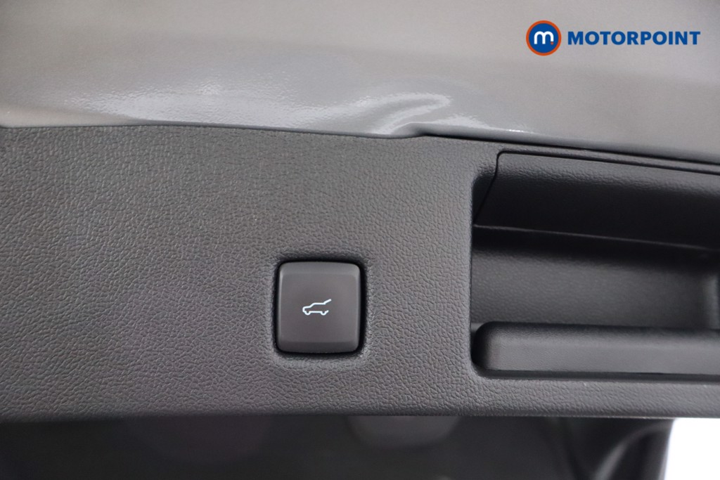 Ford Kuga Titanium Edition Manual Petrol SUV - Stock Number (1558065) - 30th supplementary image