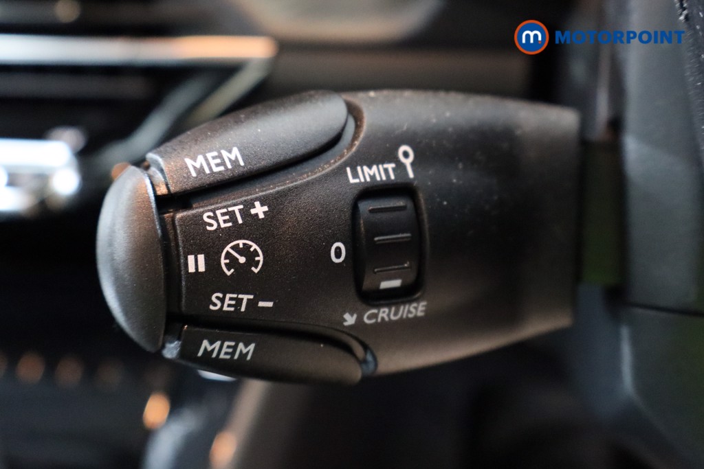 Peugeot 208 Allure Manual Petrol Hatchback - Stock Number (1558239) - 7th supplementary image