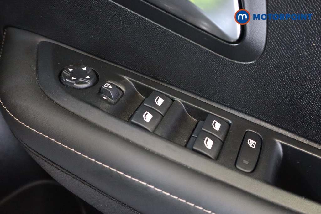 Peugeot 208 Allure Manual Petrol Hatchback - Stock Number (1558239) - 8th supplementary image