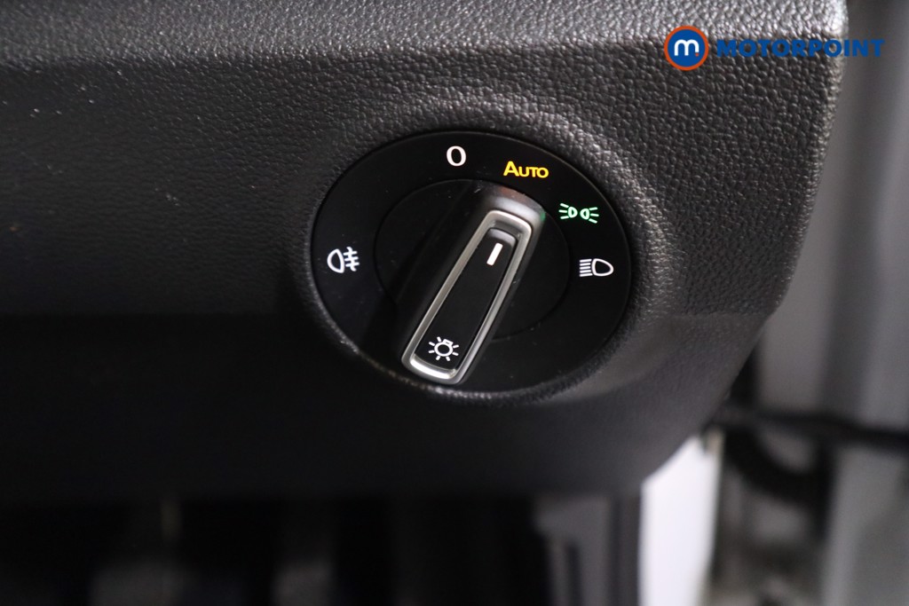 Volkswagen T-Roc SE Manual Petrol SUV - Stock Number (1553122) - 9th supplementary image