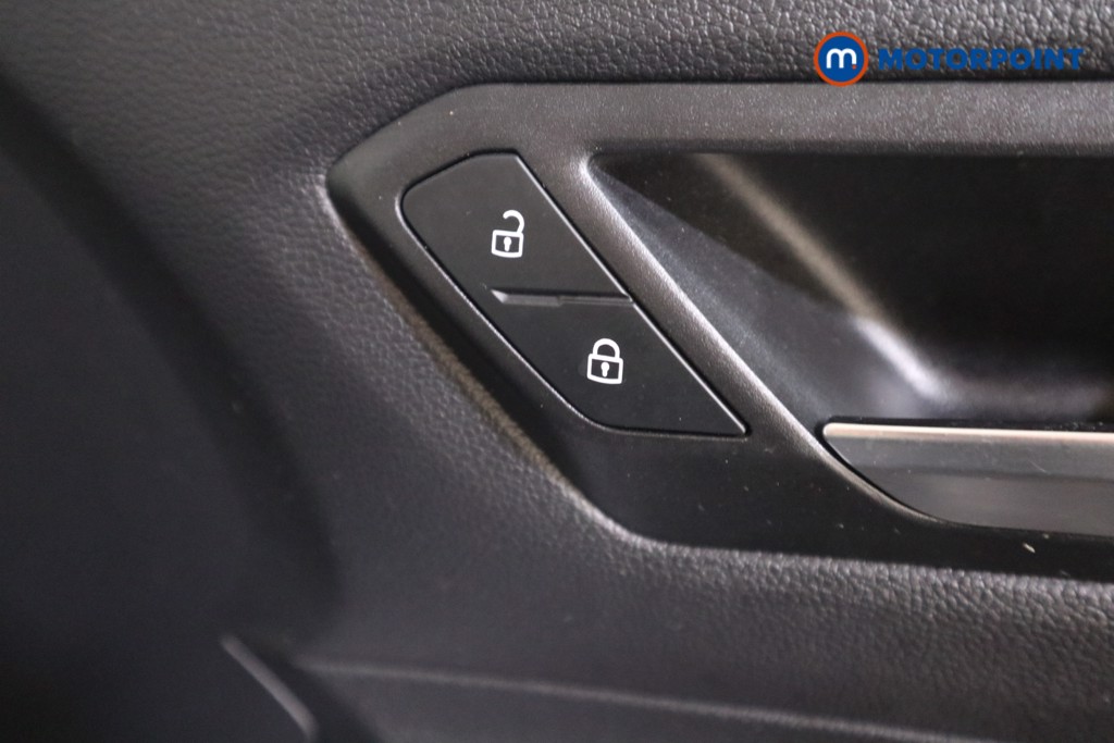 Volkswagen T-Roc SE Manual Petrol SUV - Stock Number (1553122) - 10th supplementary image