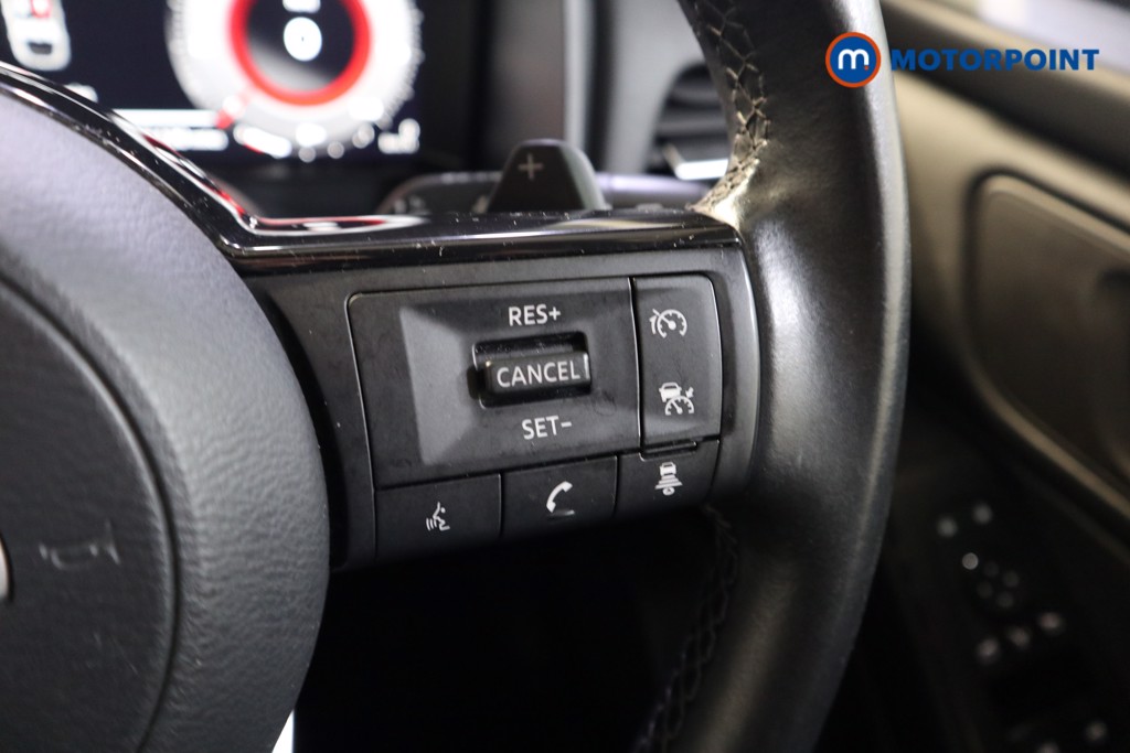 Nissan Qashqai N-Connecta Automatic Petrol SUV - Stock Number (1553746) - 4th supplementary image