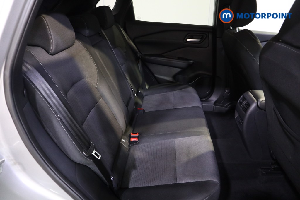 Nissan Qashqai N-Connecta Automatic Petrol SUV - Stock Number (1553746) - 12th supplementary image