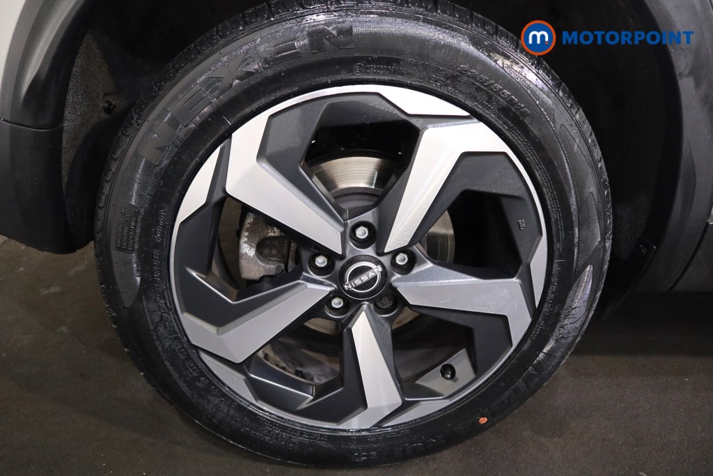 Nissan Qashqai N-Connecta Automatic Petrol SUV - Stock Number (1553746) - 14th supplementary image