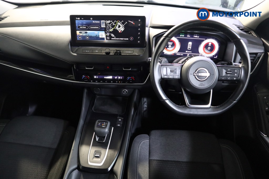 Nissan Qashqai N-Connecta Automatic Petrol SUV - Stock Number (1553746) - 1st supplementary image