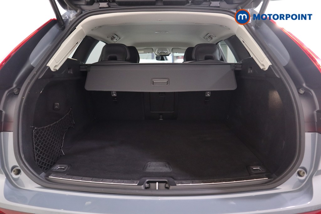 Volvo Xc60 Plus Automatic Diesel SUV - Stock Number (1556012) - 14th supplementary image