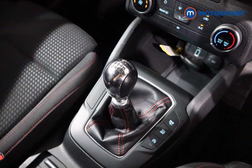 Ford Focus St-Line Manual Petrol Hatchback - Stock Number (1481185) - 14th supplementary image