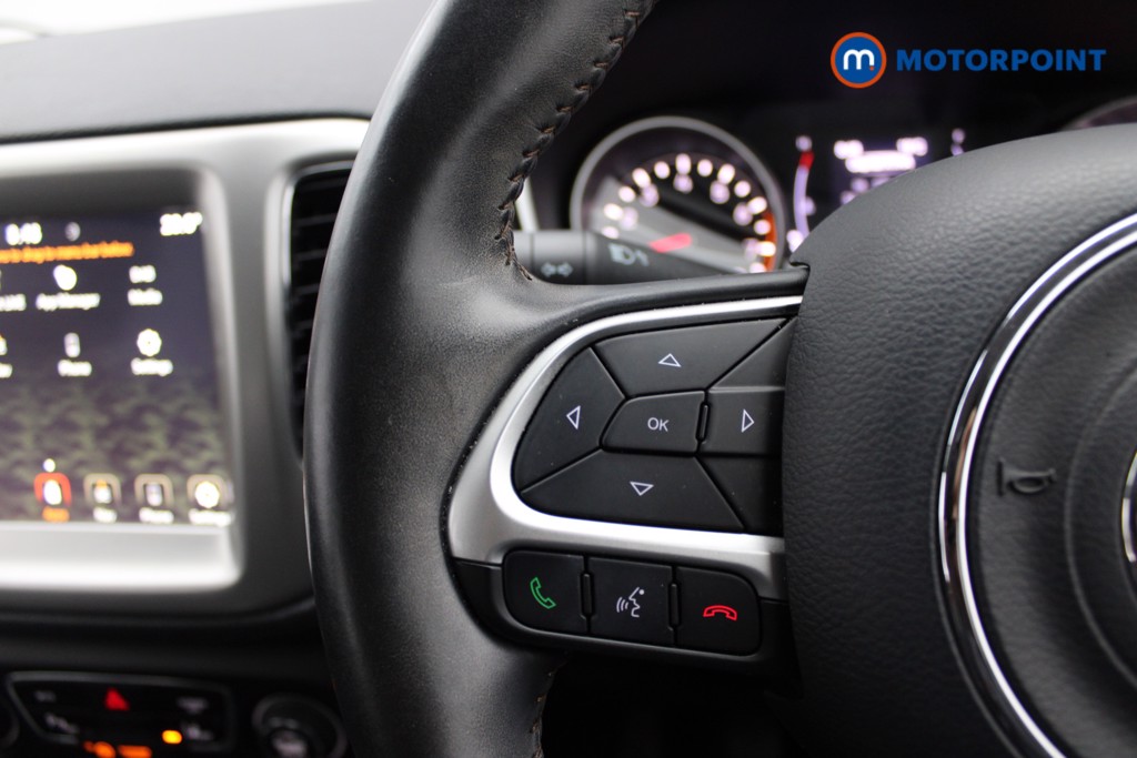 Jeep Compass Longitude Manual Petrol SUV - Stock Number (1534177) - 12th supplementary image