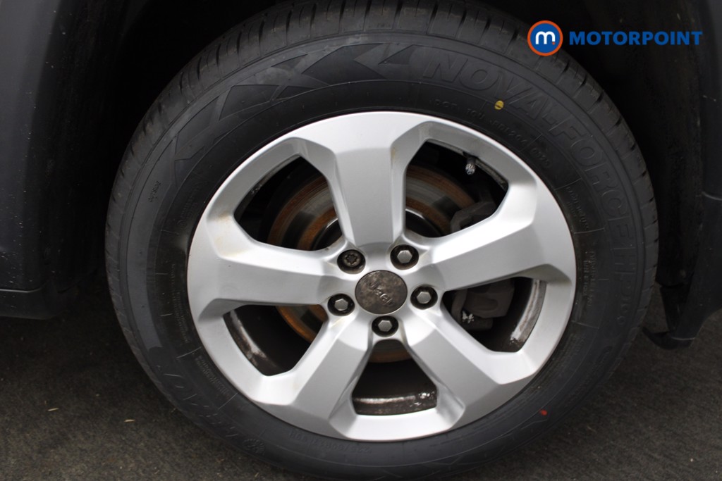 Jeep Compass Longitude Manual Petrol SUV - Stock Number (1534177) - 20th supplementary image