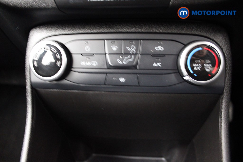 Ford Fiesta Zetec Manual Petrol Hatchback - Stock Number (1542031) - 14th supplementary image