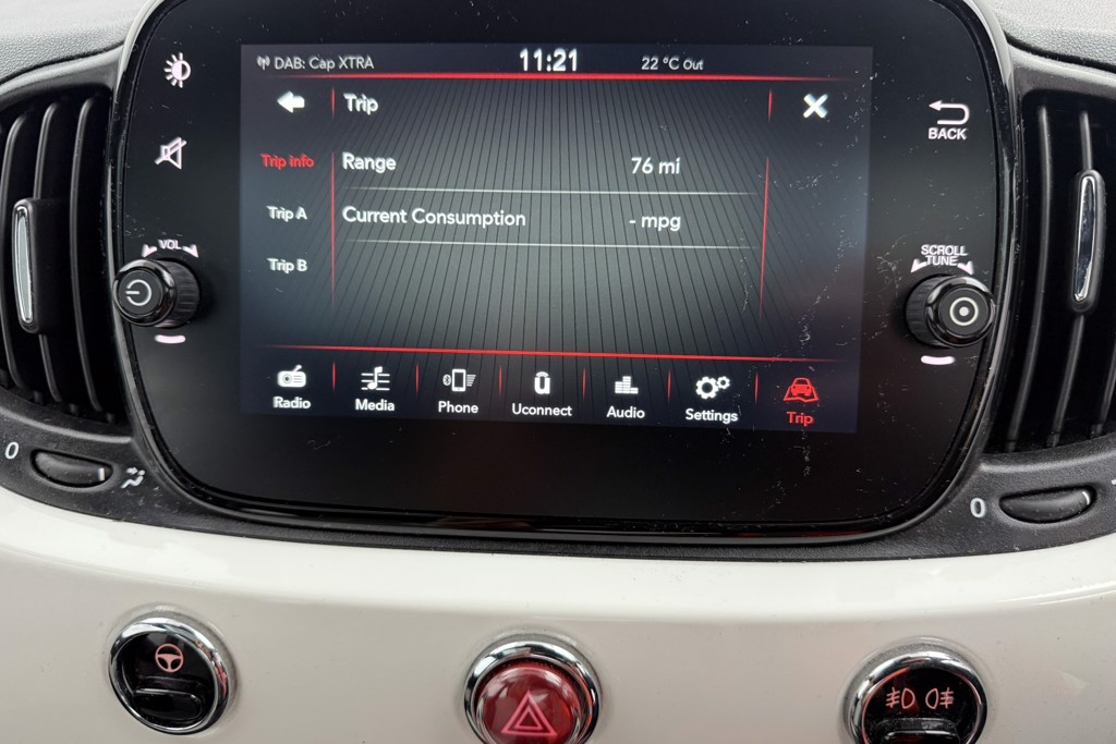 Fiat 500 Dolcevita Manual Petrol-Electric Hybrid Hatchback - Stock Number (1543067) - 8th supplementary image