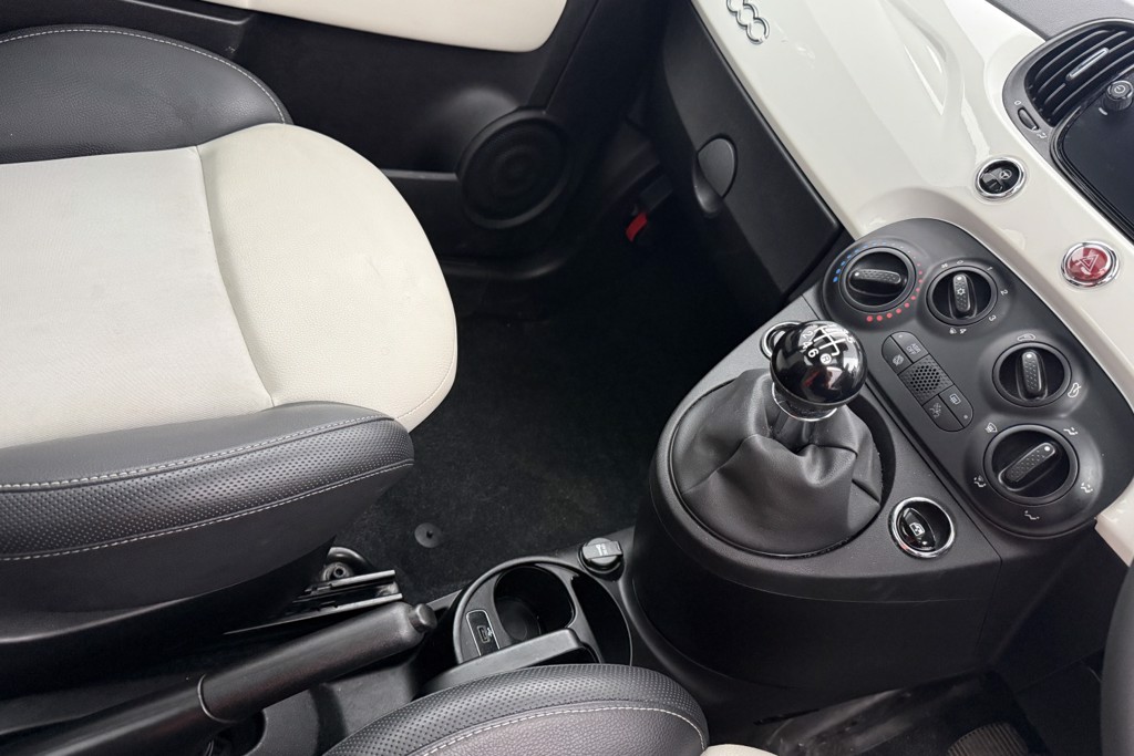 Fiat 500 Dolcevita Manual Petrol-Electric Hybrid Hatchback - Stock Number (1543067) - 12th supplementary image
