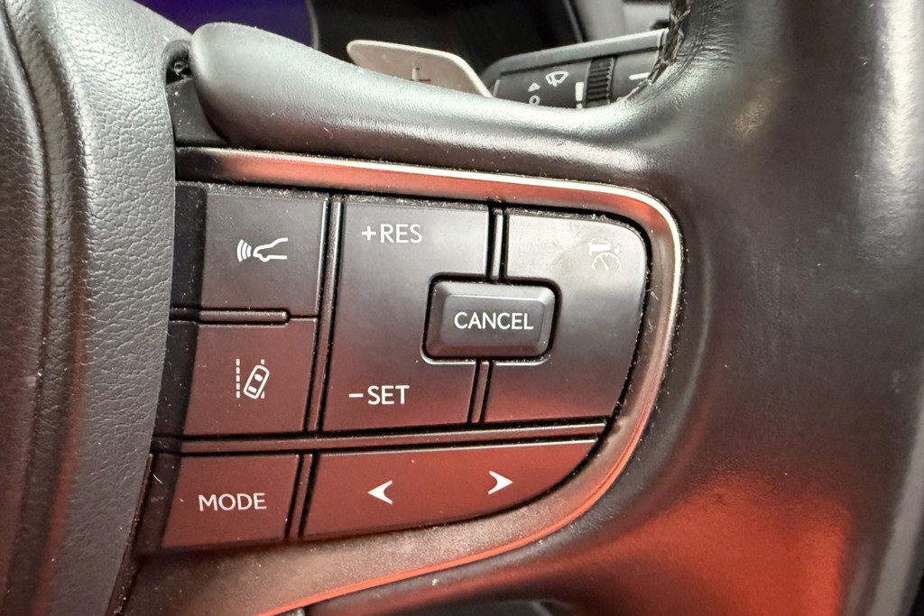Lexus UX 300E 150Kw 54.3 Kwh 5Dr E-Cvt Takumi Pack Automatic Electric SUV - Stock Number (1543839) - 4th supplementary image
