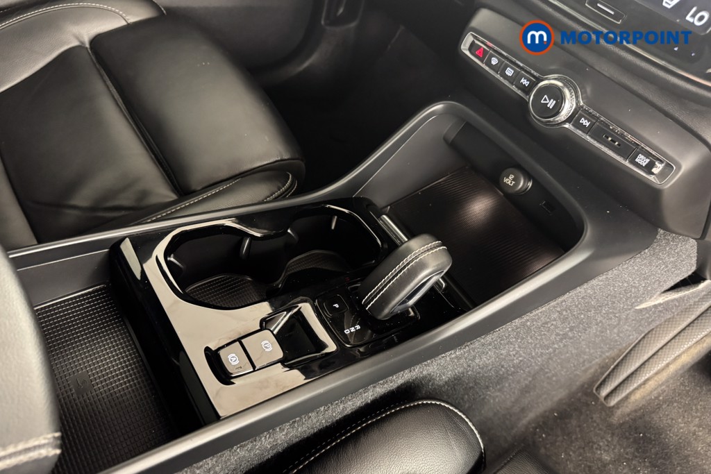 Volvo Xc40 R Design Pro Automatic Petrol Plug-In Hybrid SUV - Stock Number (1543995) - 10th supplementary image