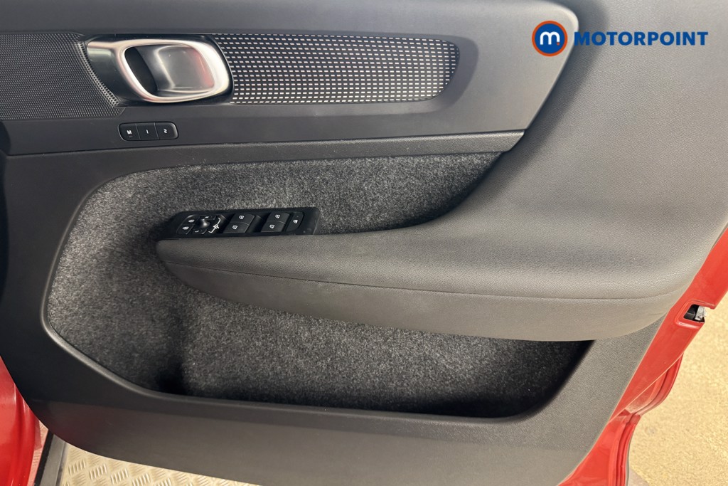 Volvo Xc40 R Design Pro Automatic Petrol Plug-In Hybrid SUV - Stock Number (1543995) - 15th supplementary image