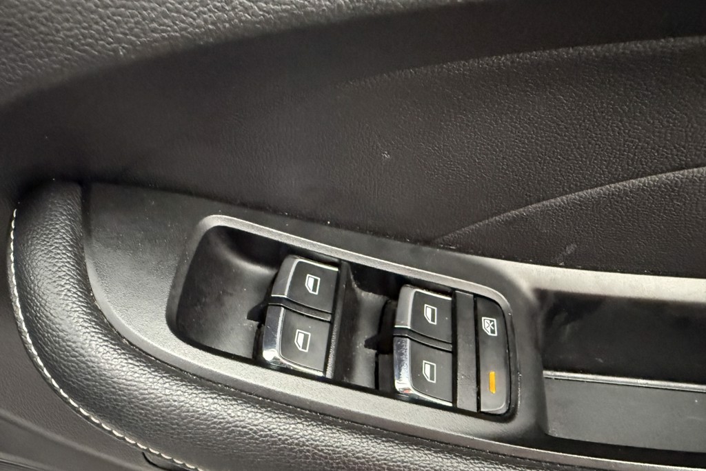 Mg Motor Uk MG5 Exclusive Automatic Electric Estate - Stock Number (1544328) - 17th supplementary image