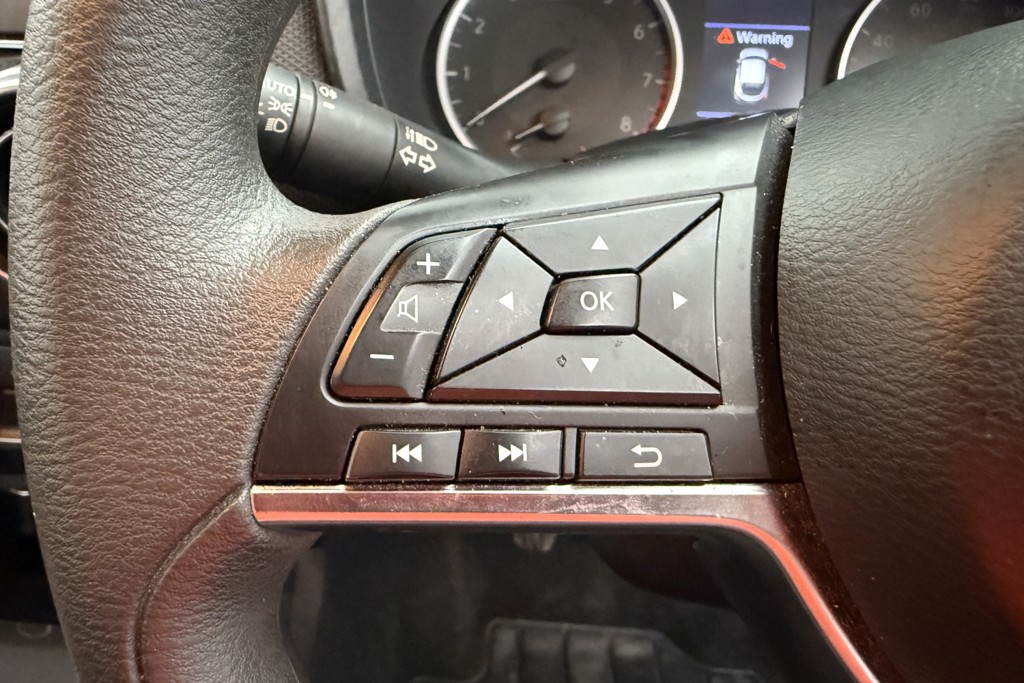 Nissan Juke Acenta Manual Petrol SUV - Stock Number (1545020) - 3rd supplementary image