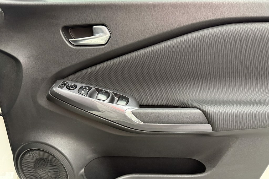 Nissan Juke Acenta Manual Petrol SUV - Stock Number (1545020) - 14th supplementary image