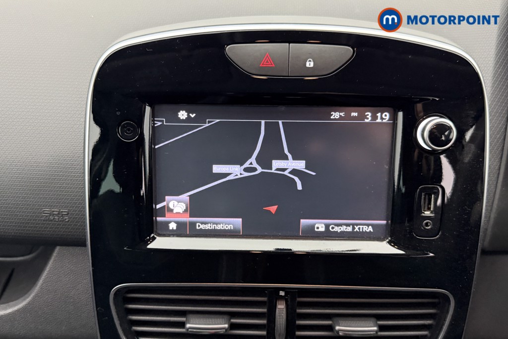 Renault Clio Iconic Manual Petrol Hatchback - Stock Number (1546067) - 2nd supplementary image