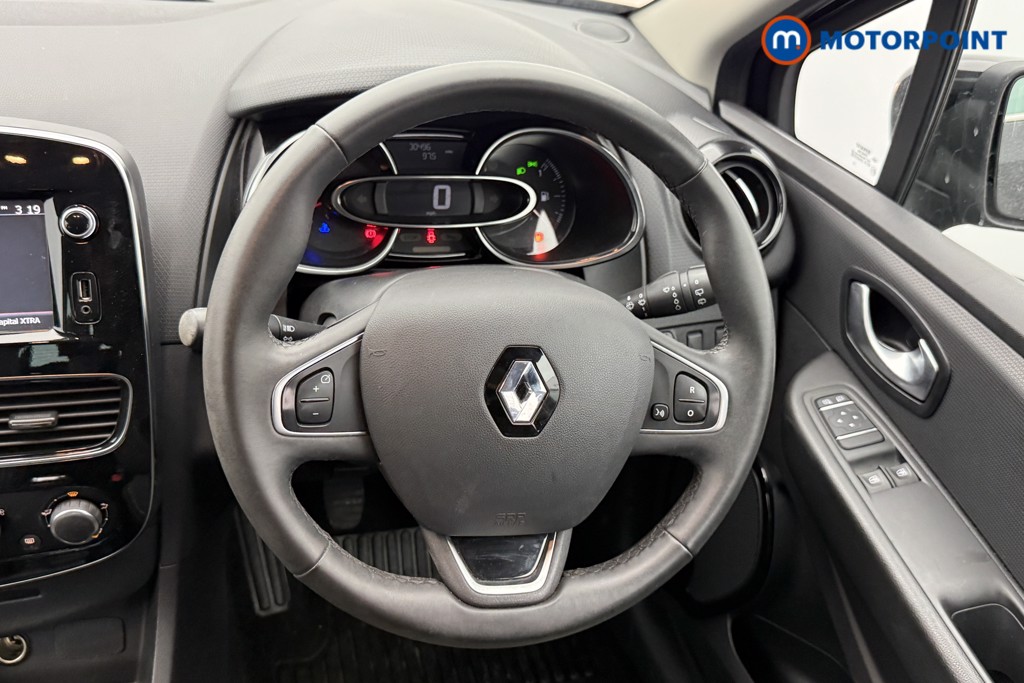 Renault Clio Iconic Manual Petrol Hatchback - Stock Number (1546067) - 3rd supplementary image