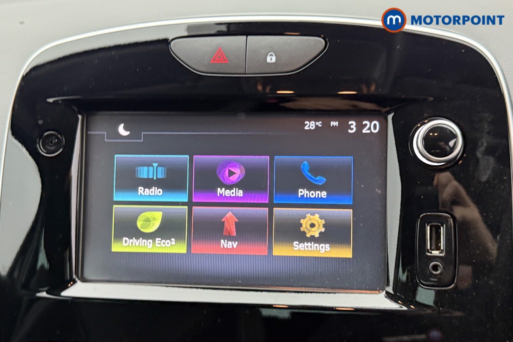 Renault Clio Iconic Manual Petrol Hatchback - Stock Number (1546067) - 10th supplementary image
