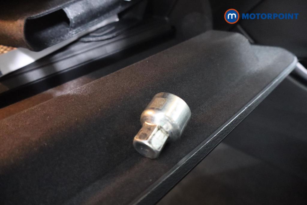 BMW X1 Xline Automatic Petrol Plug-In Hybrid SUV - Stock Number (1551295) - 13th supplementary image