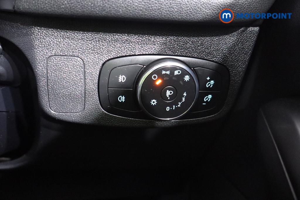 Ford Focus Titanium Manual Petrol Hatchback - Stock Number (1551329) - 11th supplementary image