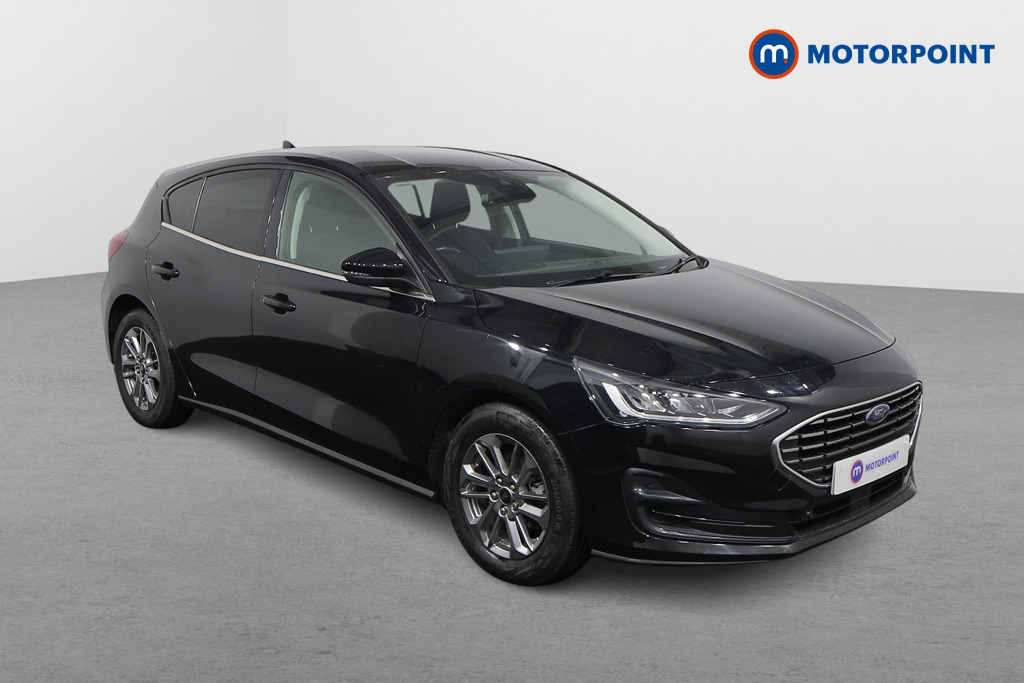 Ford Focus Titanium Manual Petrol Hatchback - Stock Number (1551329) - Drivers side front corner