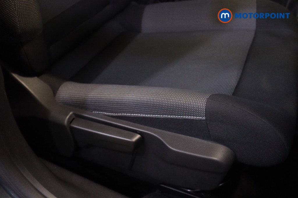 Citroen C4 Cactus Flair Manual Petrol SUV - Stock Number (1551870) - 6th supplementary image