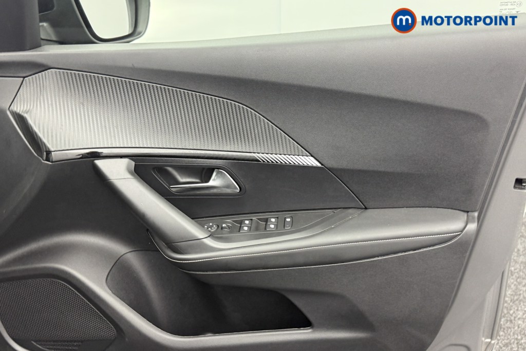 Peugeot 2008 Allure Manual Petrol SUV - Stock Number (1552491) - 15th supplementary image