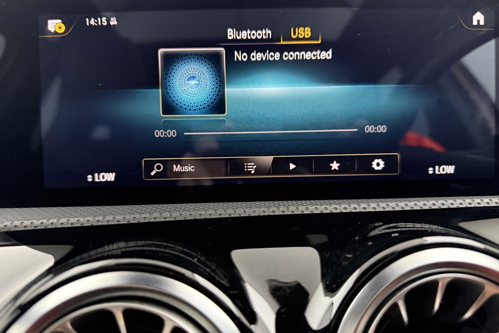 Mercedes-Benz A Class Amg Line Automatic Petrol Plug-In Hybrid Hatchback - Stock Number (1552930) - 10th supplementary image