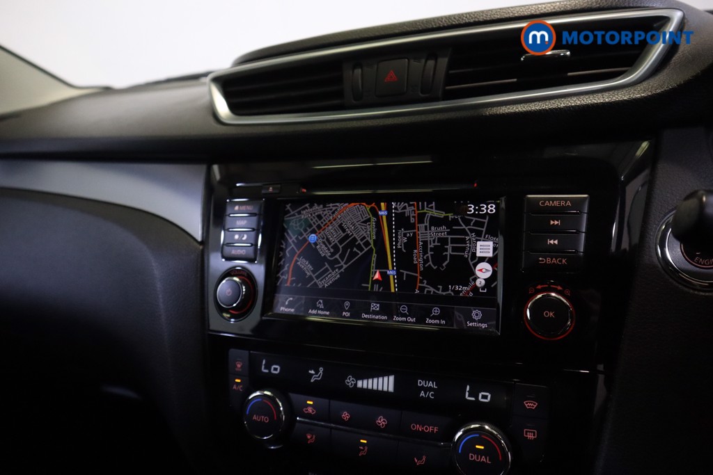 Nissan Qashqai Tekna Manual Diesel SUV - Stock Number (1553118) - 2nd supplementary image